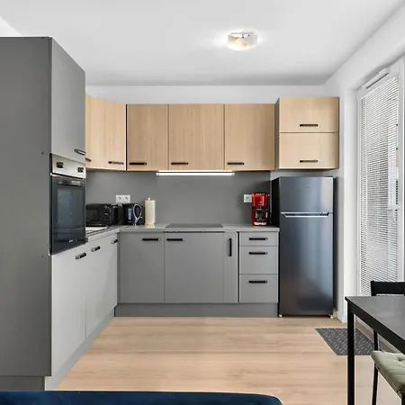 Appartement Quiet Spacious Business With On-site Parking *