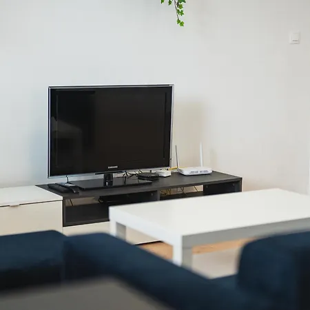 Appartement Quiet Spacious Business With On-site Parking